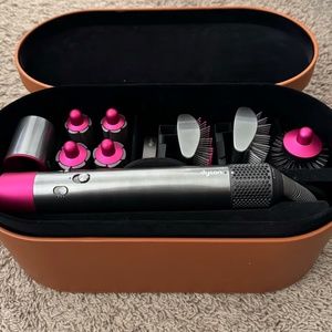 Dyson Airwrap Styler - 1st Gen